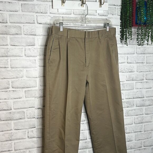 Lands End Traditional Fit Relaxed Fit Khaki Pants Size 32 32/30 - Picture 3 of 5